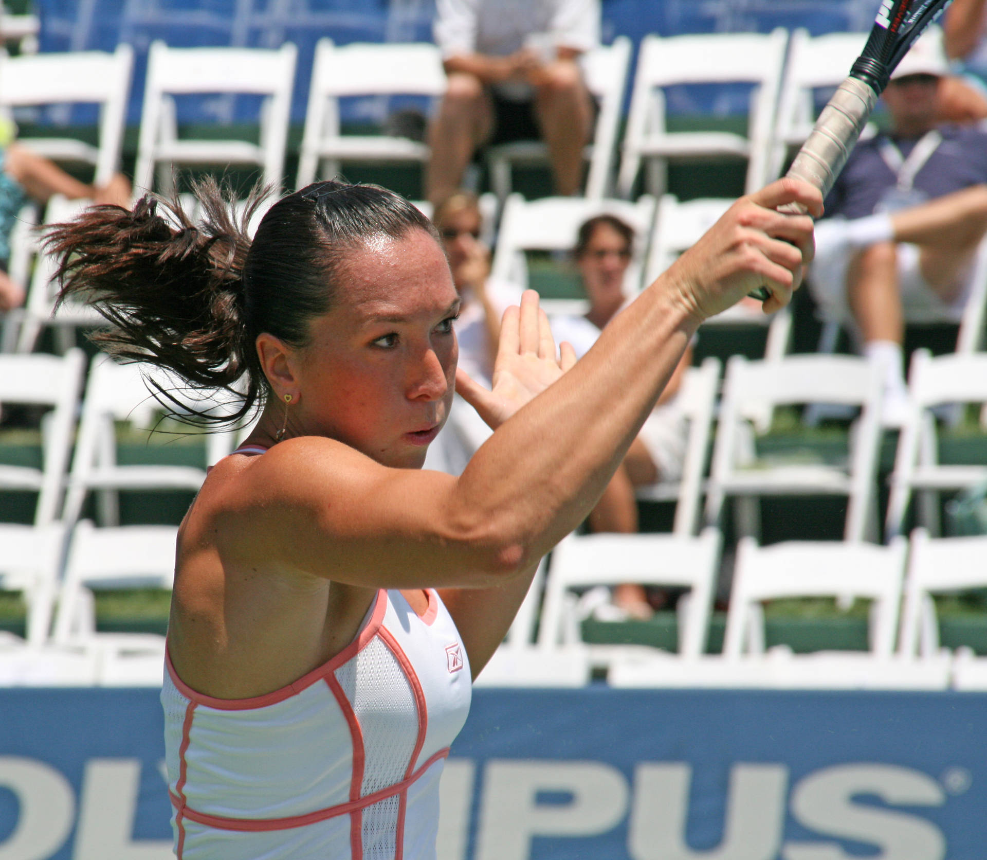 Tennis Star Jelena Jankovic Showing Her Toned Arms