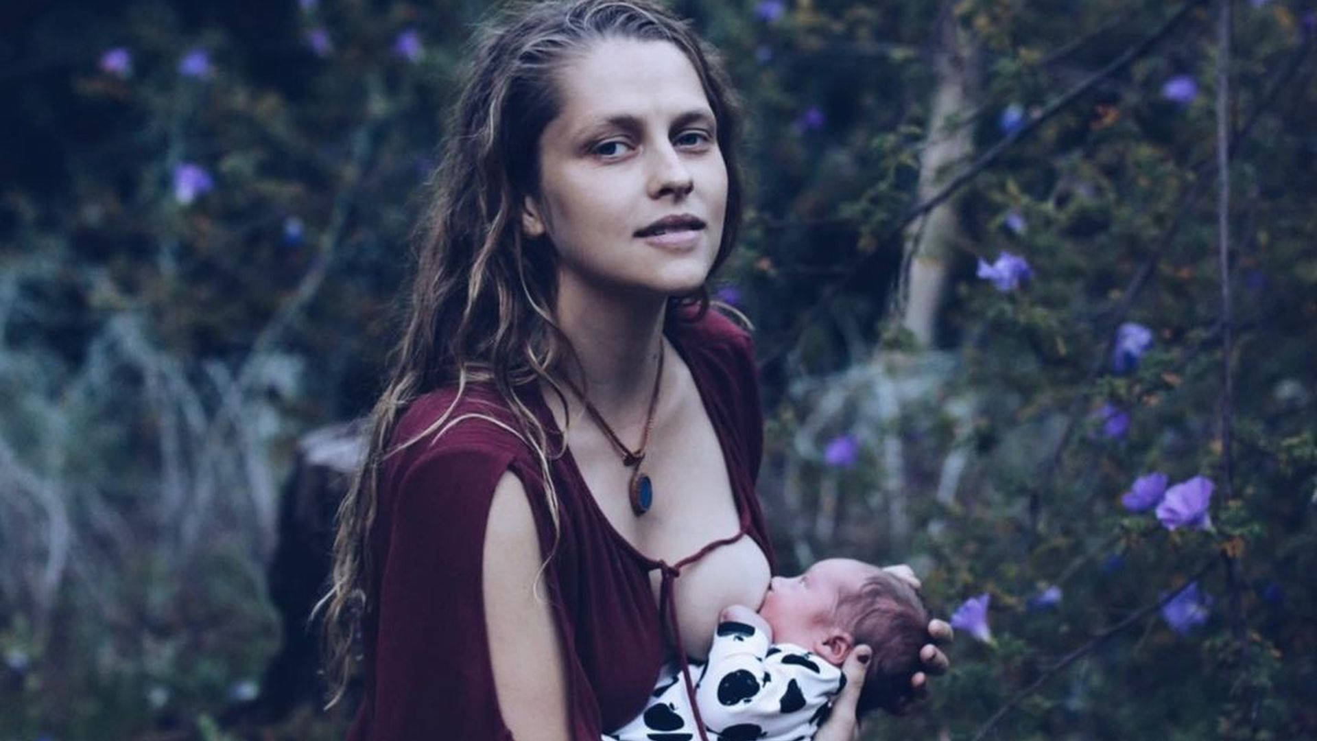 Teresa Palmer Breastfeeding Baby Background