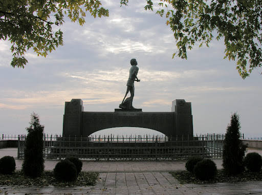 Terry Fox Monument Background