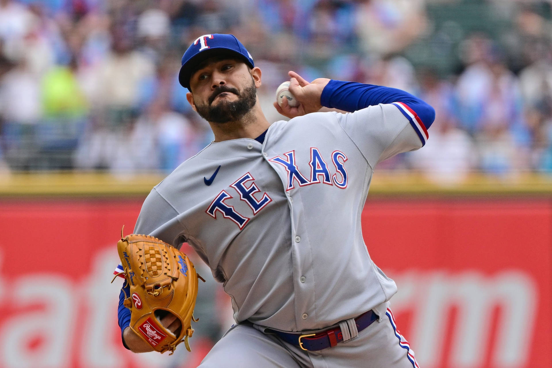 Texas Pitcher Martin Perez Background