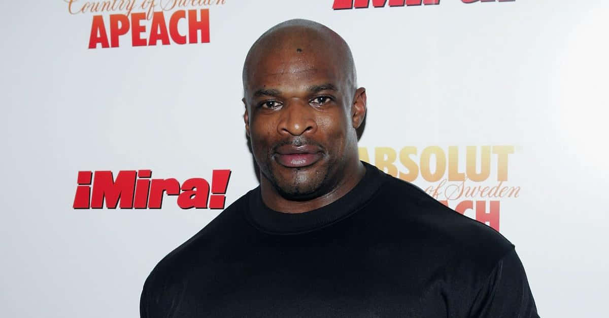 The Black Shirt Of Ronnie Coleman Background