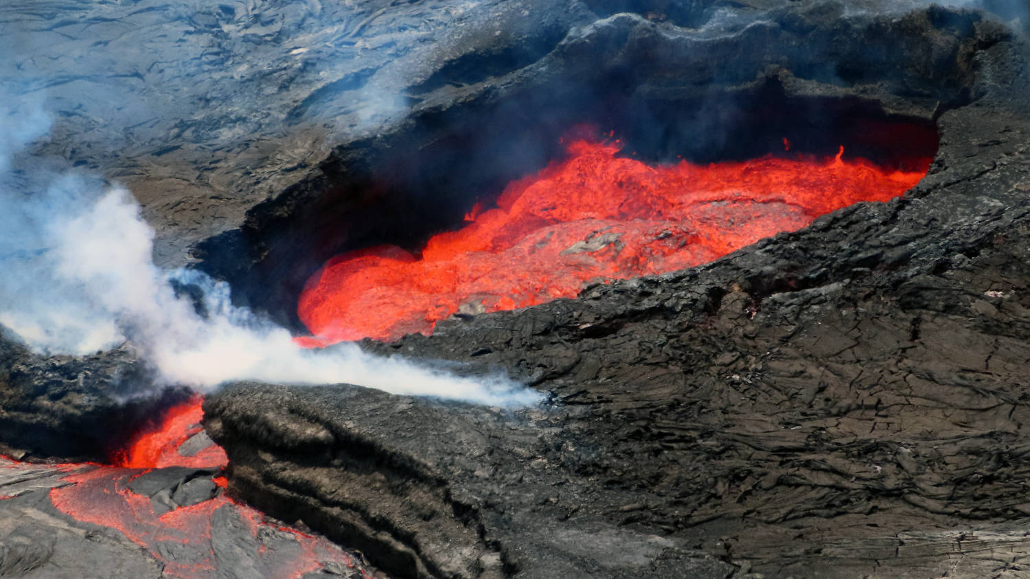 The Captivating Eruption Of Kilauea Volcano