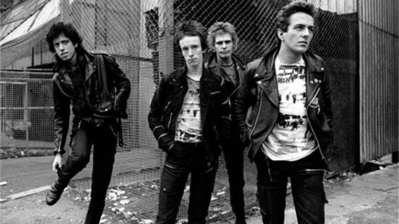The Clash 1977 Belfast Tour