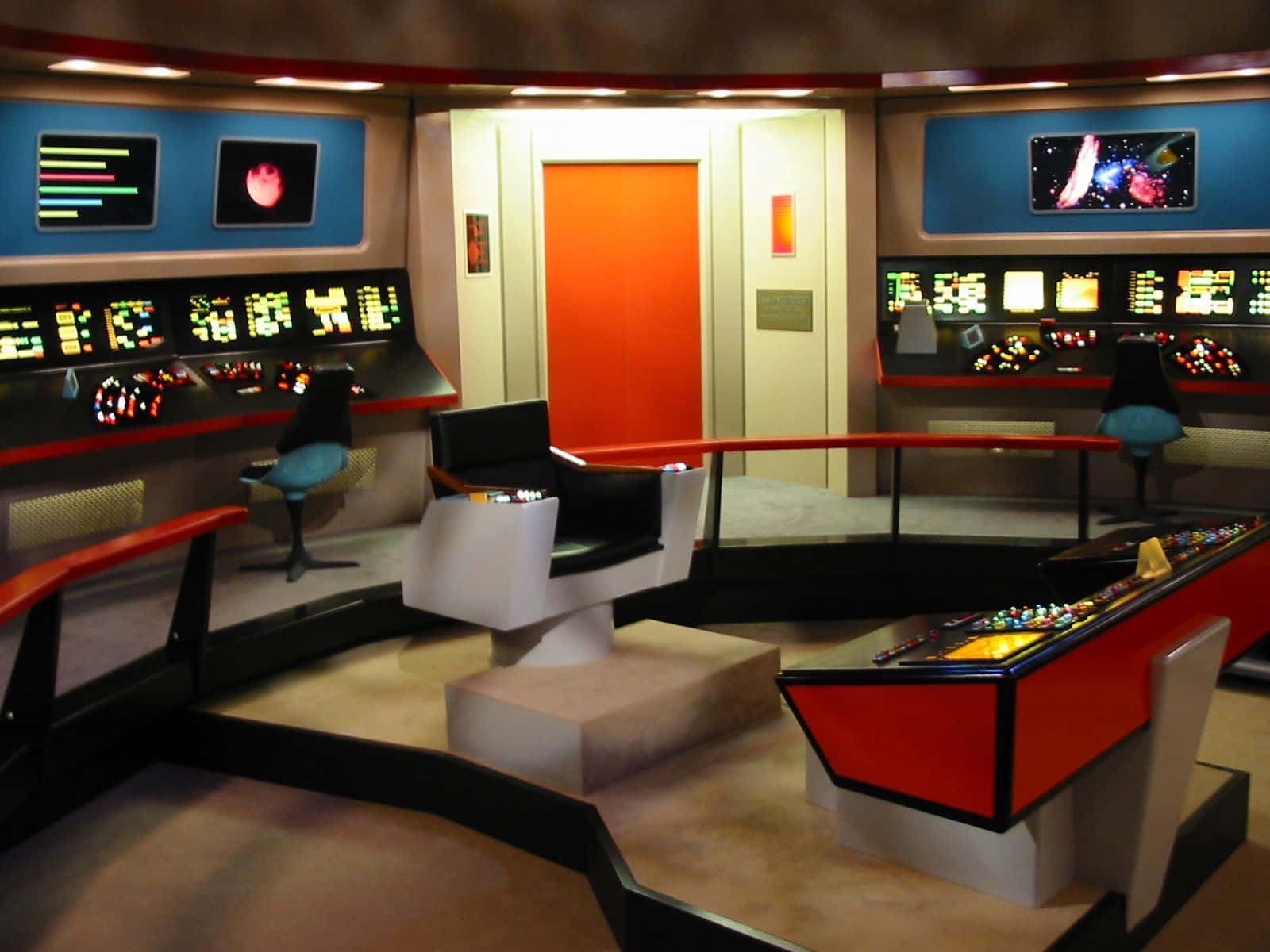 The Command Deck Of Star Trek's Iconic Enterprise