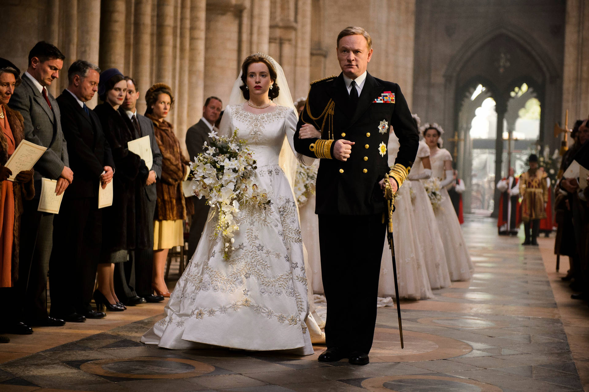 The Crown King George Walking Queen Elizabeth Background