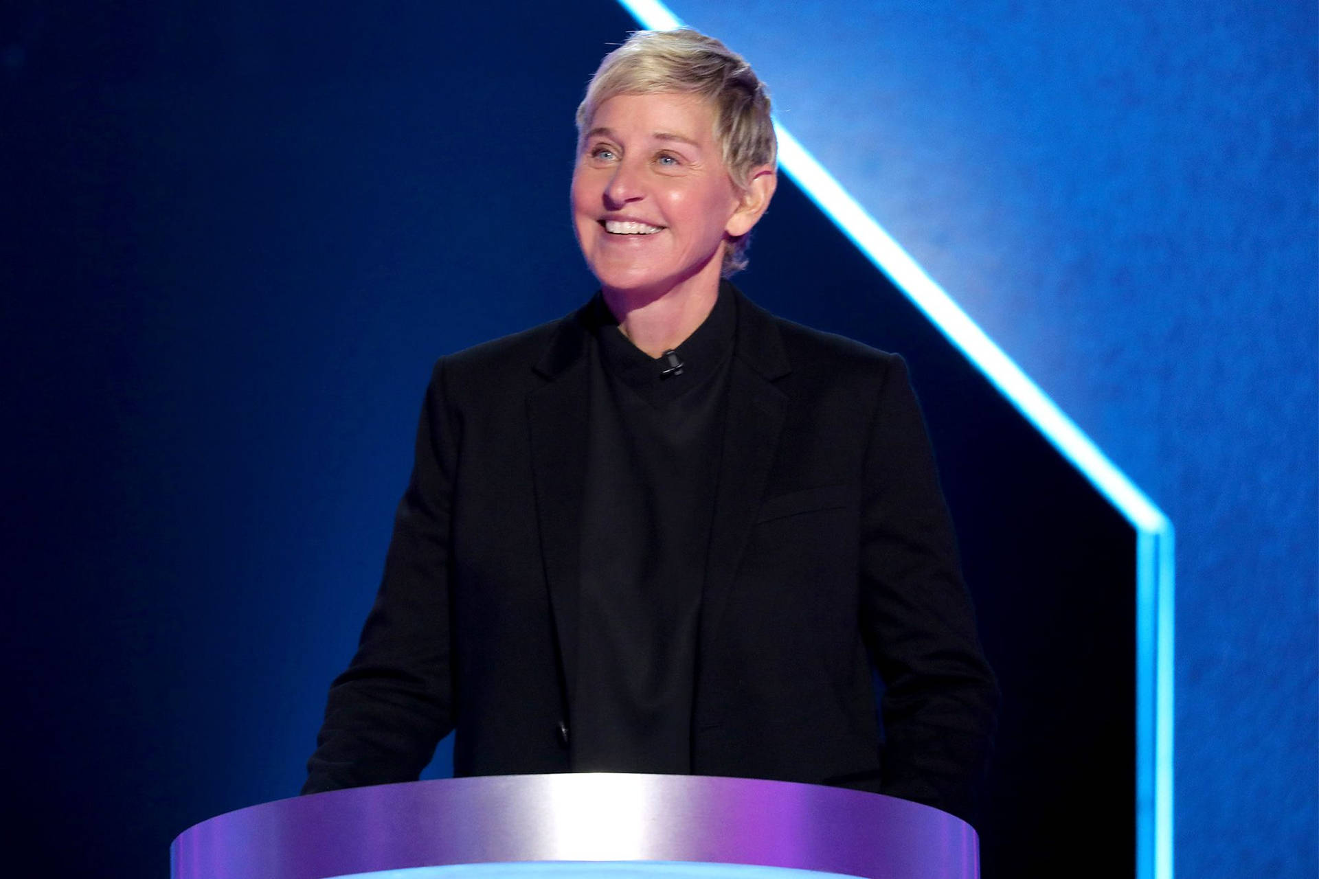 The Ellen Show Host In A Podium