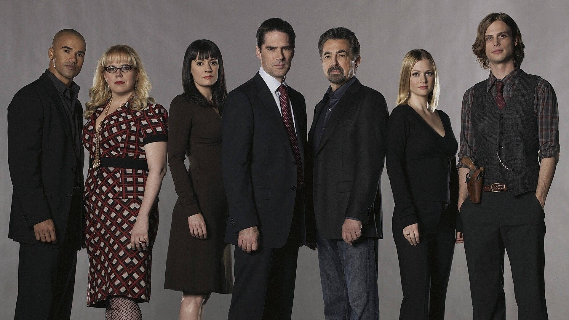 The Ensemble Cast Of Criminal Minds Season 16 Background