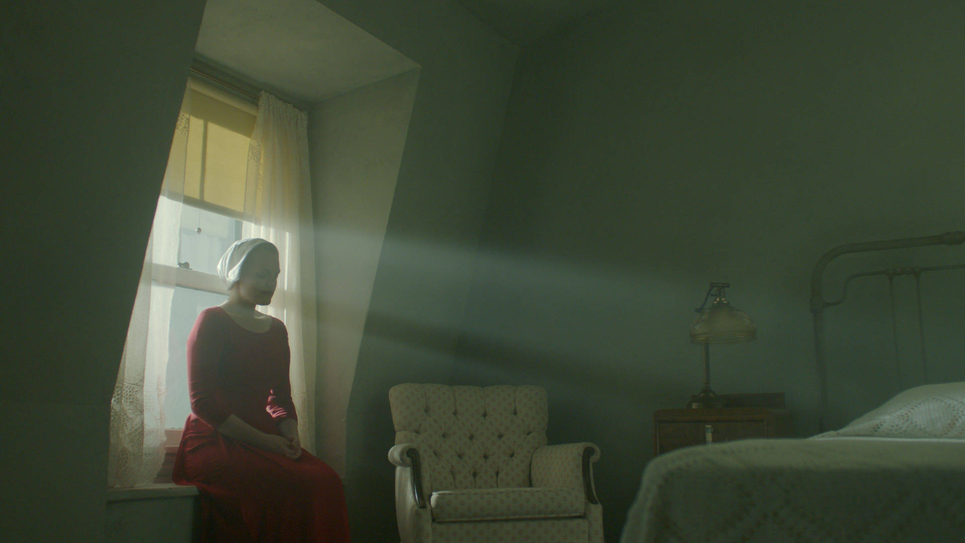 The Handmaid's Tale Sunrays June Osborne