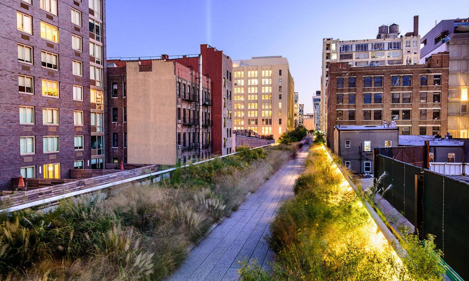 The High Line At Dusk Background