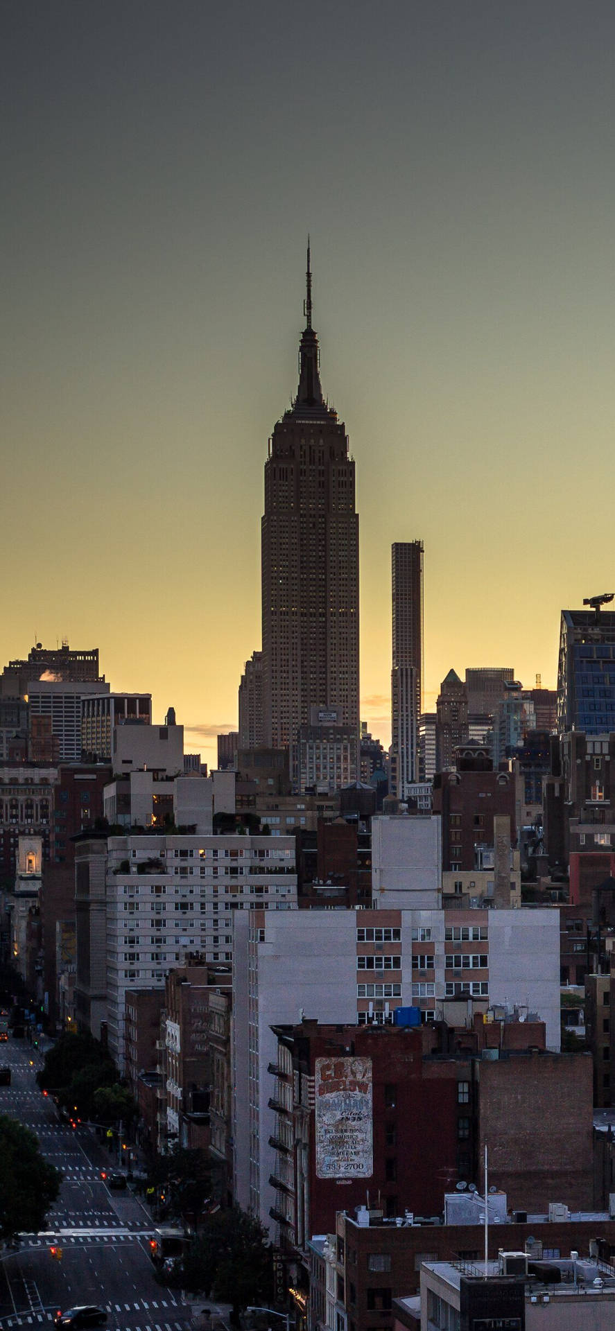 The Hustle And Bustle Of New York City Background