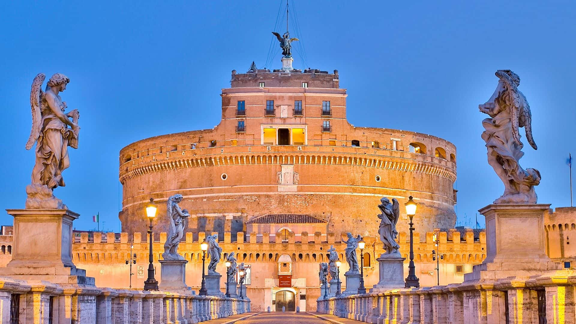 The Iconic Castel Santangelo