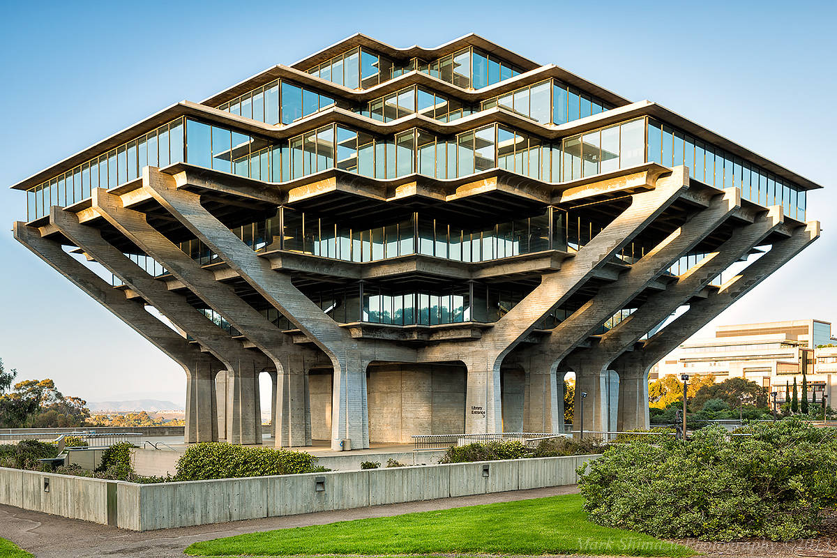 The Iconic Geisel Library At University Of California, San Diego (ucsd) Background