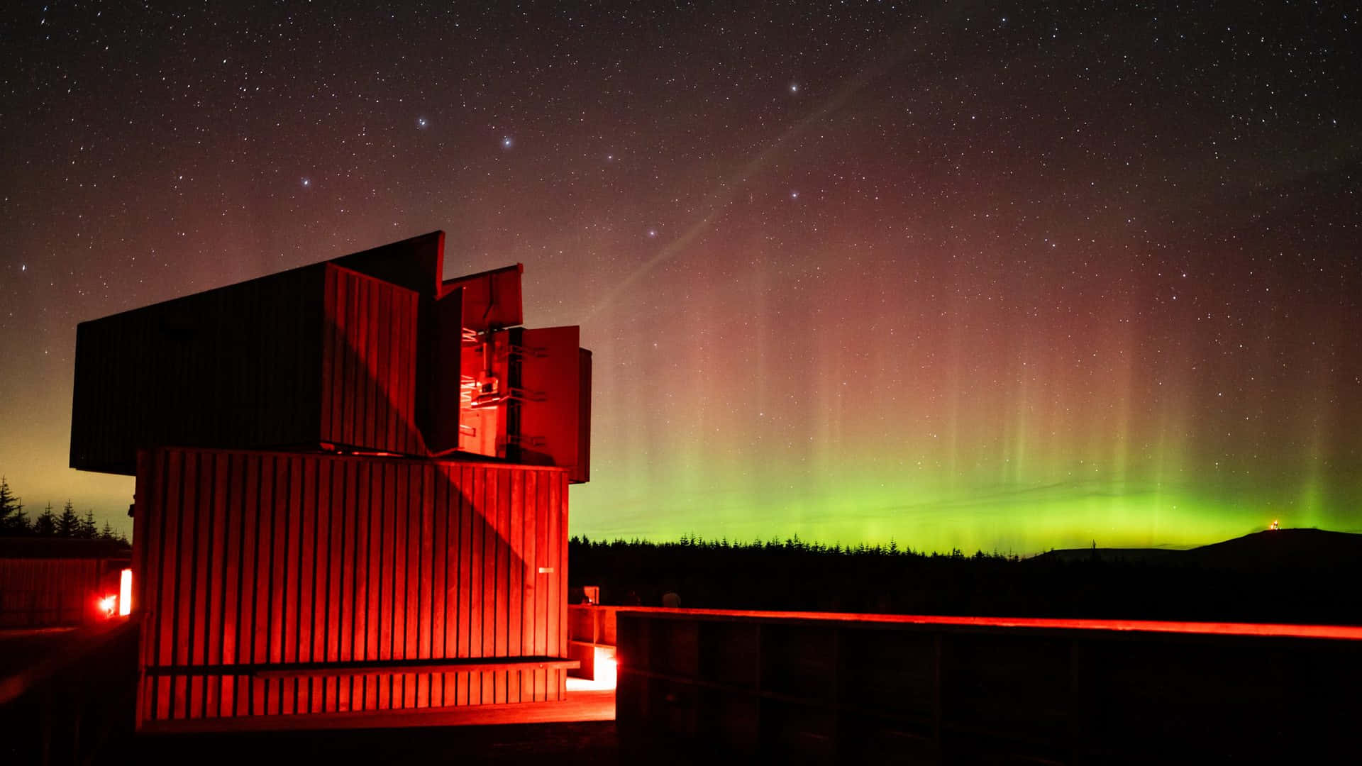 The Illuminated Night Skyward View At Royal Observatory Background
