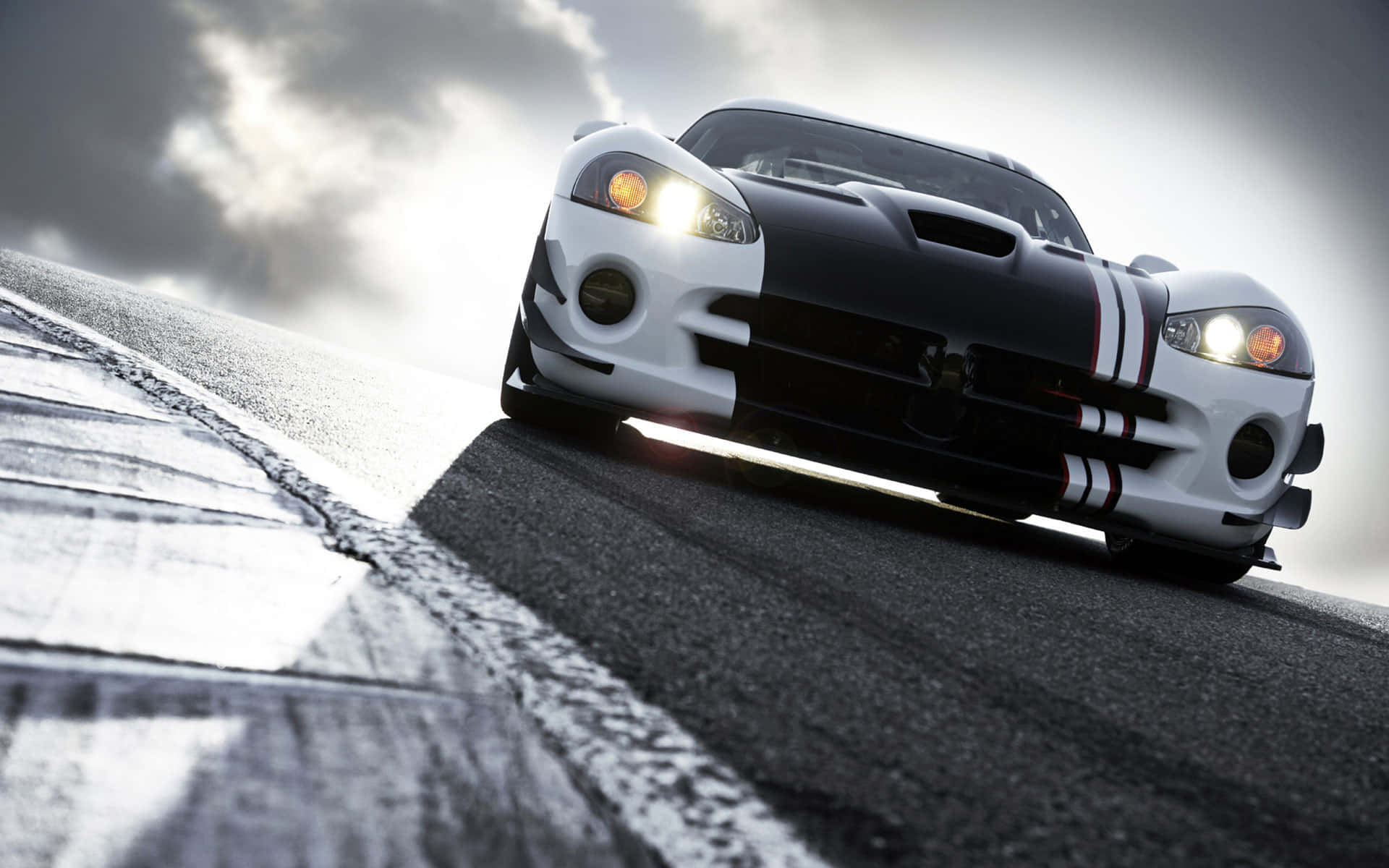 The King Of The Road- The Dodge Viper