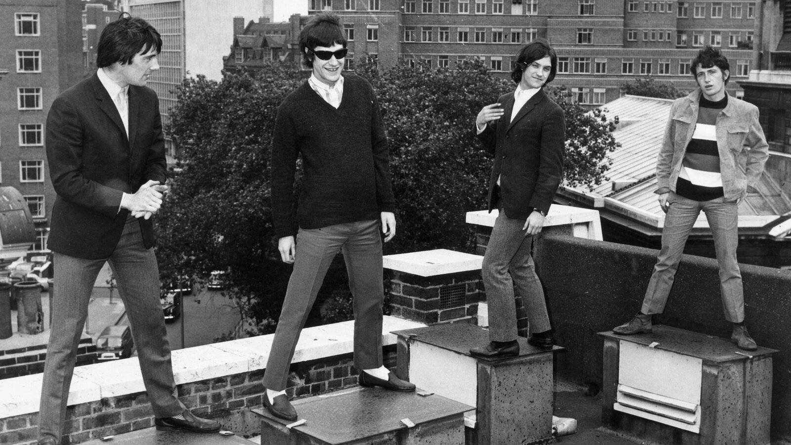 The Kinks On The Rooftop Background