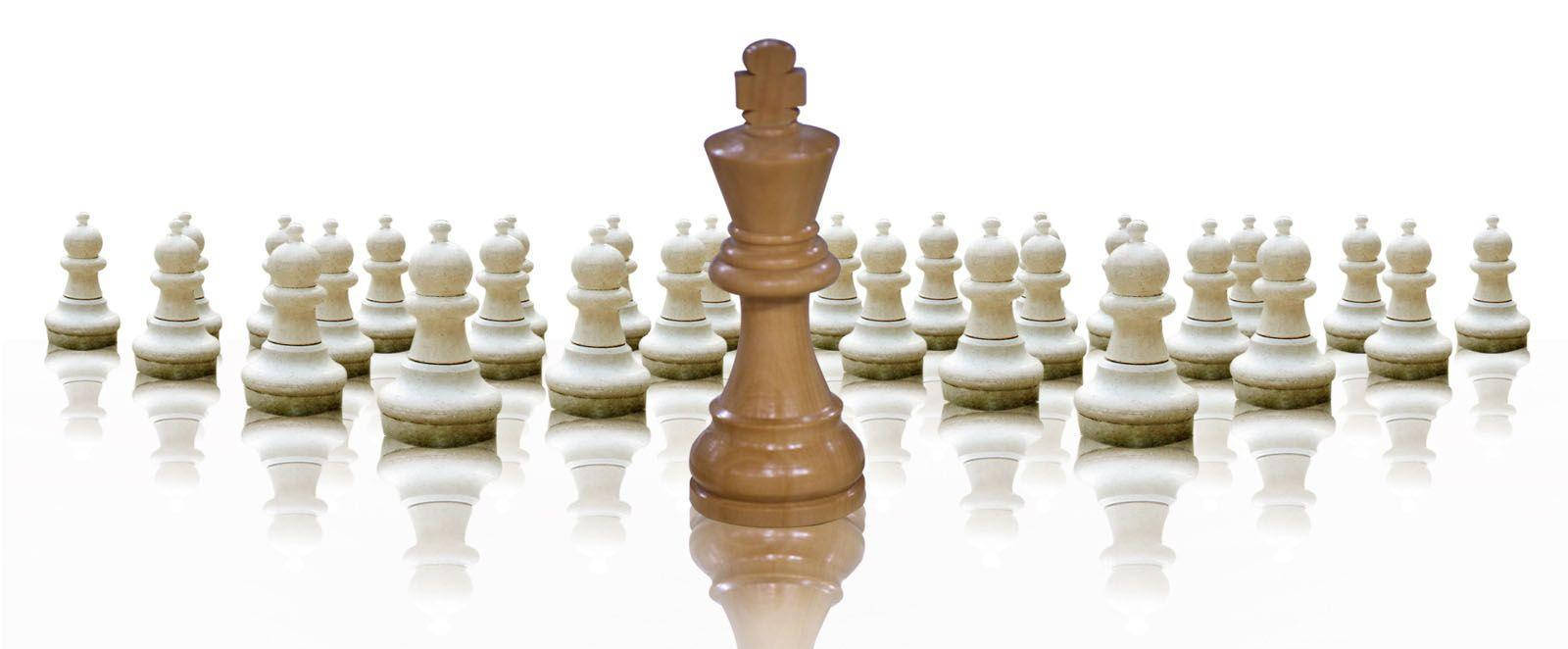 The Lead Chess Piece Dominates The Pawns Background