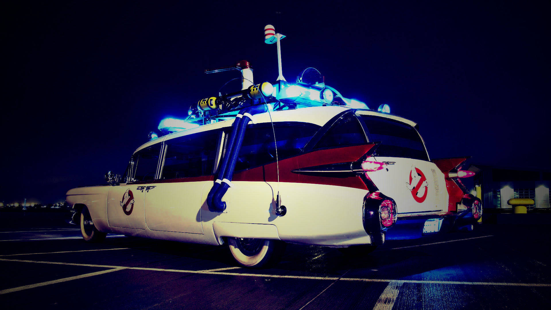 The Legendary Ectomobile Of The Ghostbusters! Background