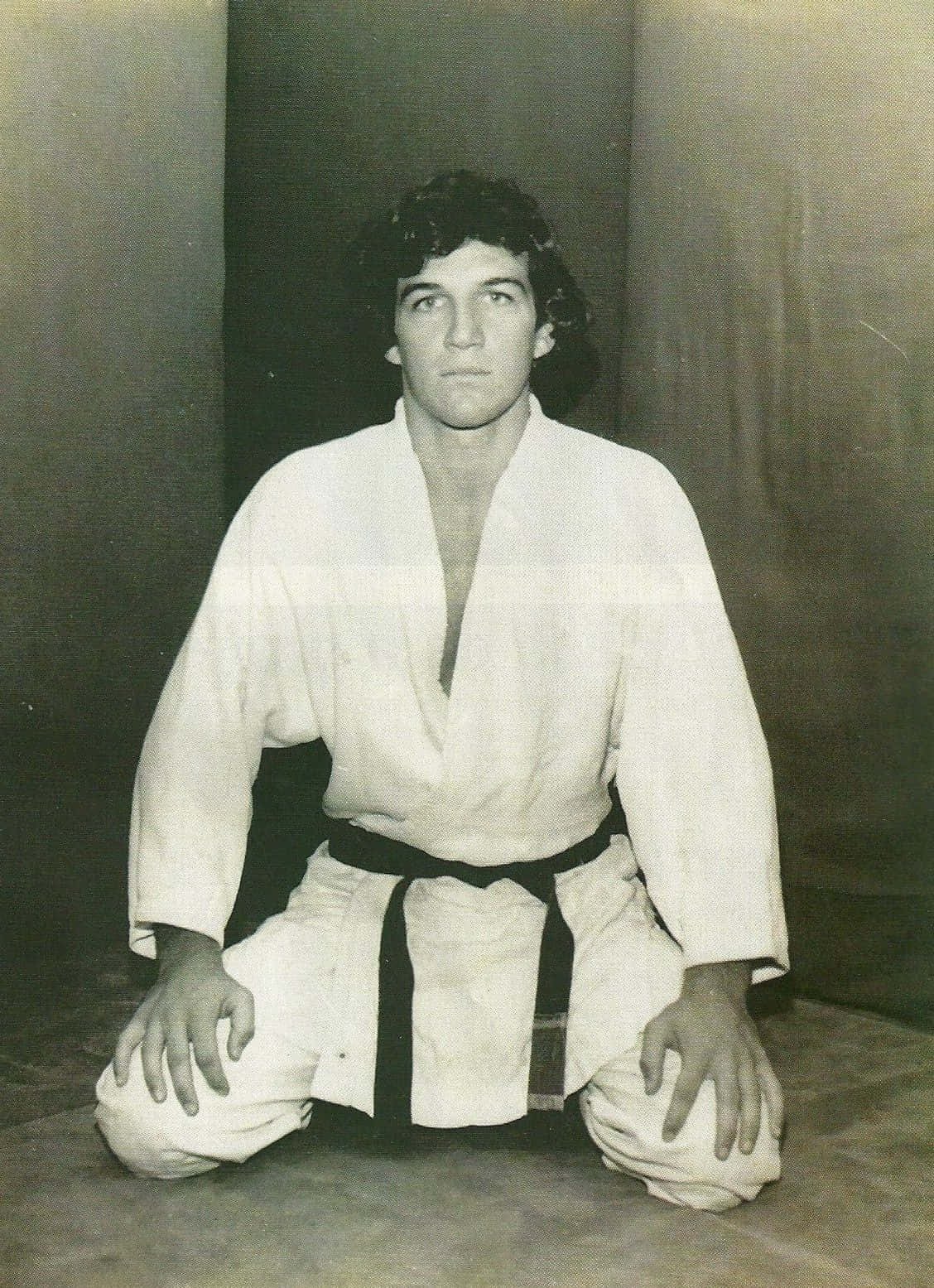 The Legendary Rickson Gracie In Action Background