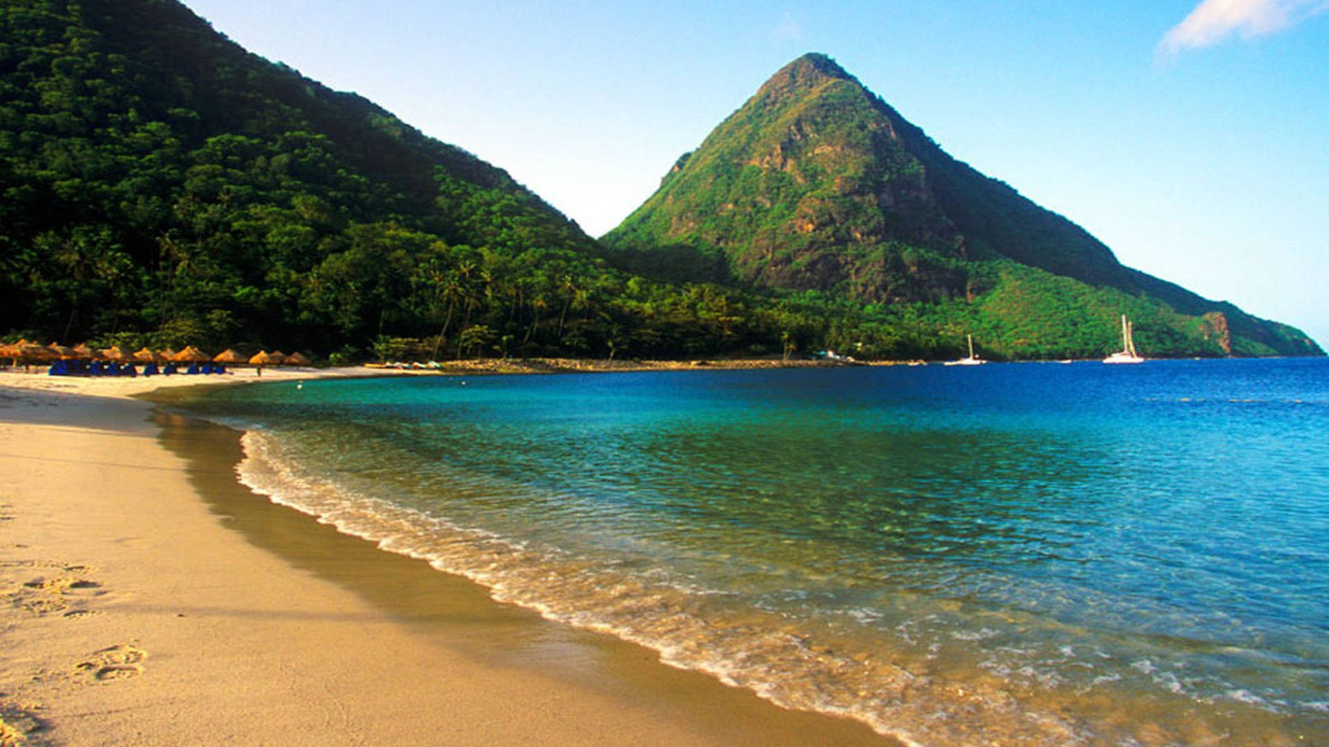 The Luxurious Royalton St. Lucia Resort Amidst Tropical Beauty