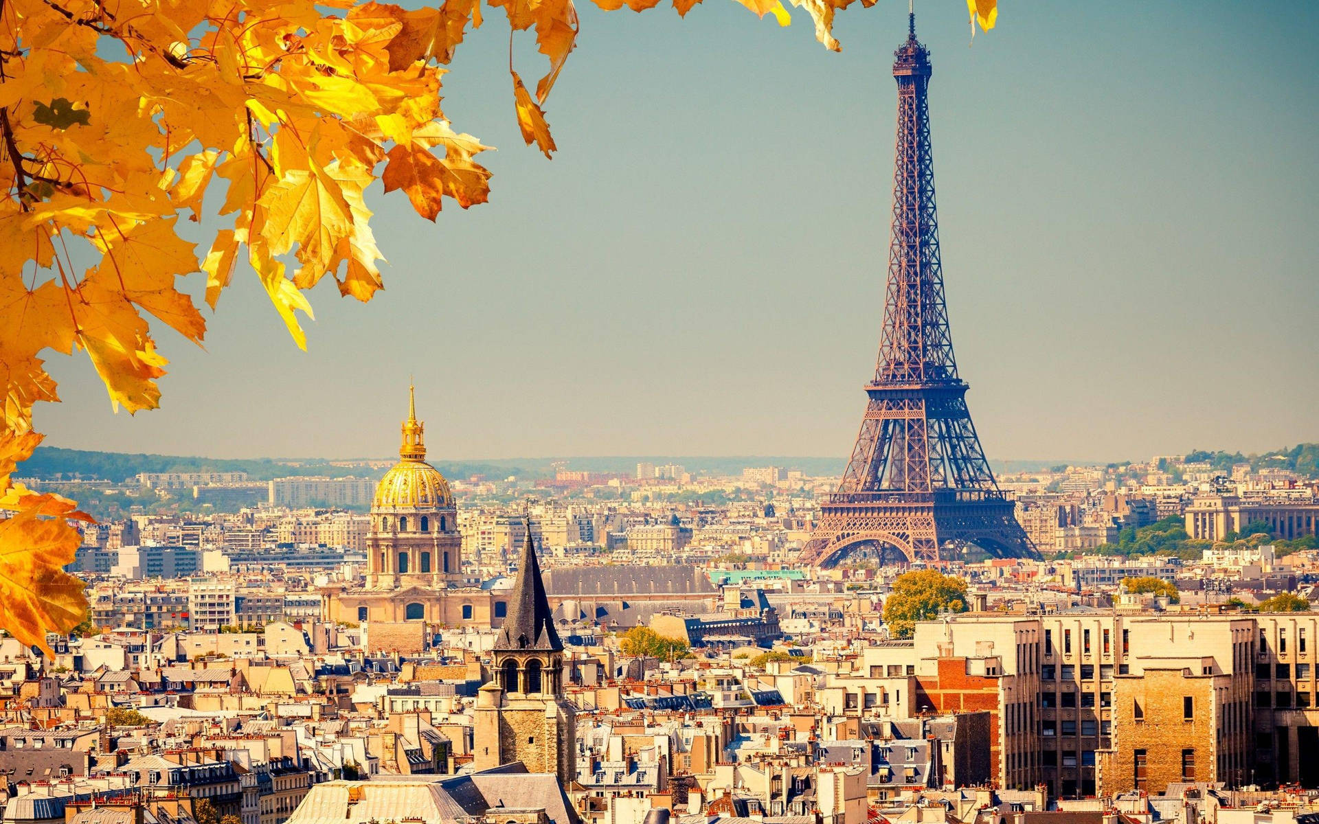 The Majestic Eiffel Tower Of Paris, France Background