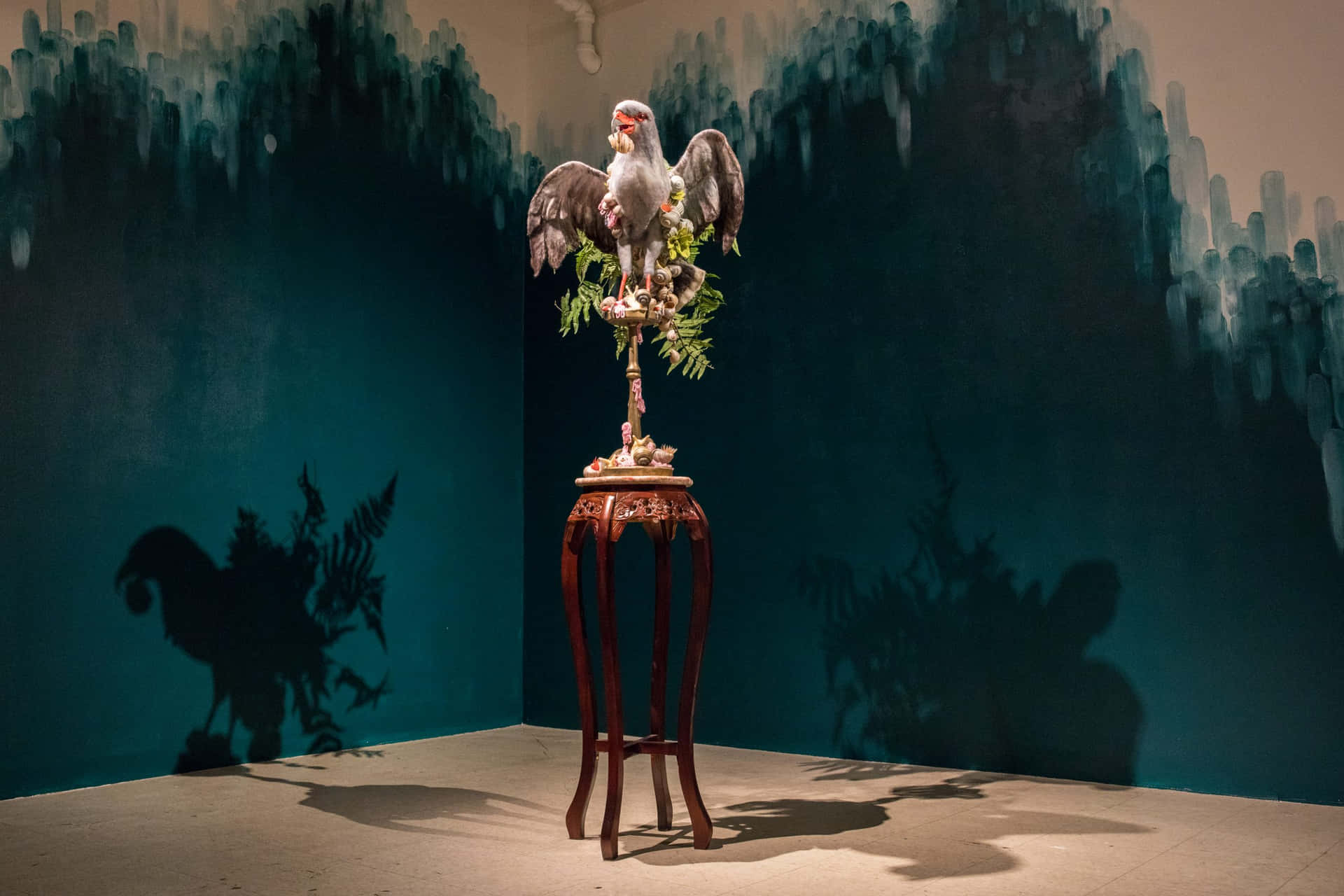The Multifaceted World Of Sculpture Background