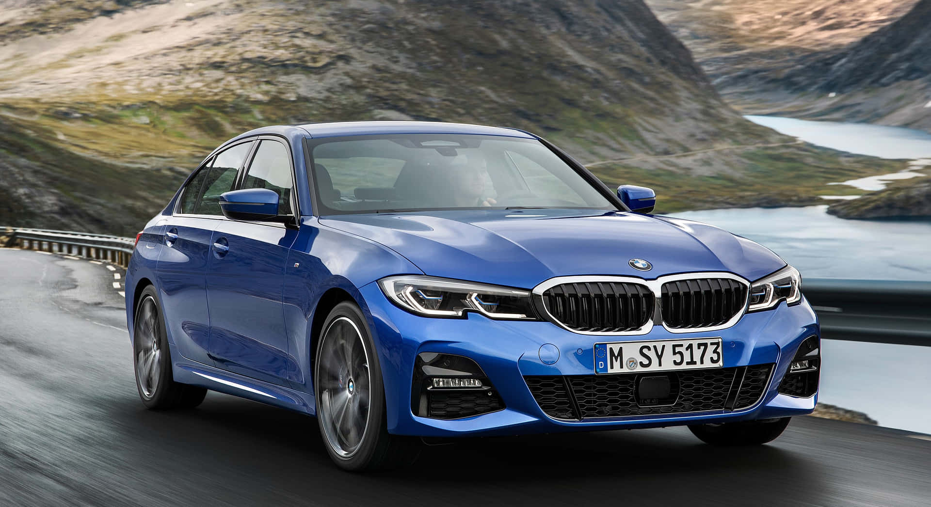 The New Bmw 328: Sporty Style With Power Under The Hood Background