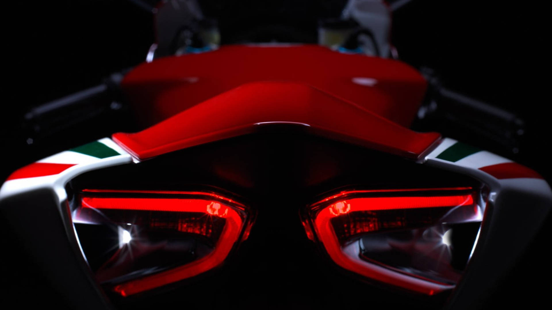 The Powerful 2012 Ducati 1199