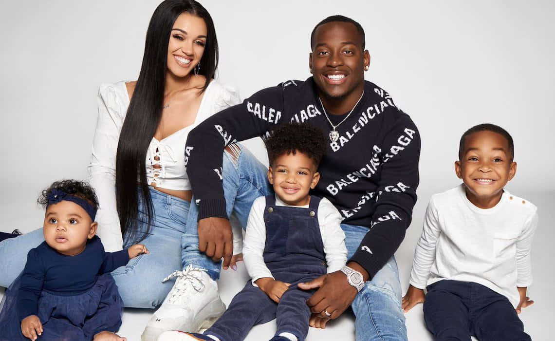 The Prince Family - Bonding Together Through Generations Background