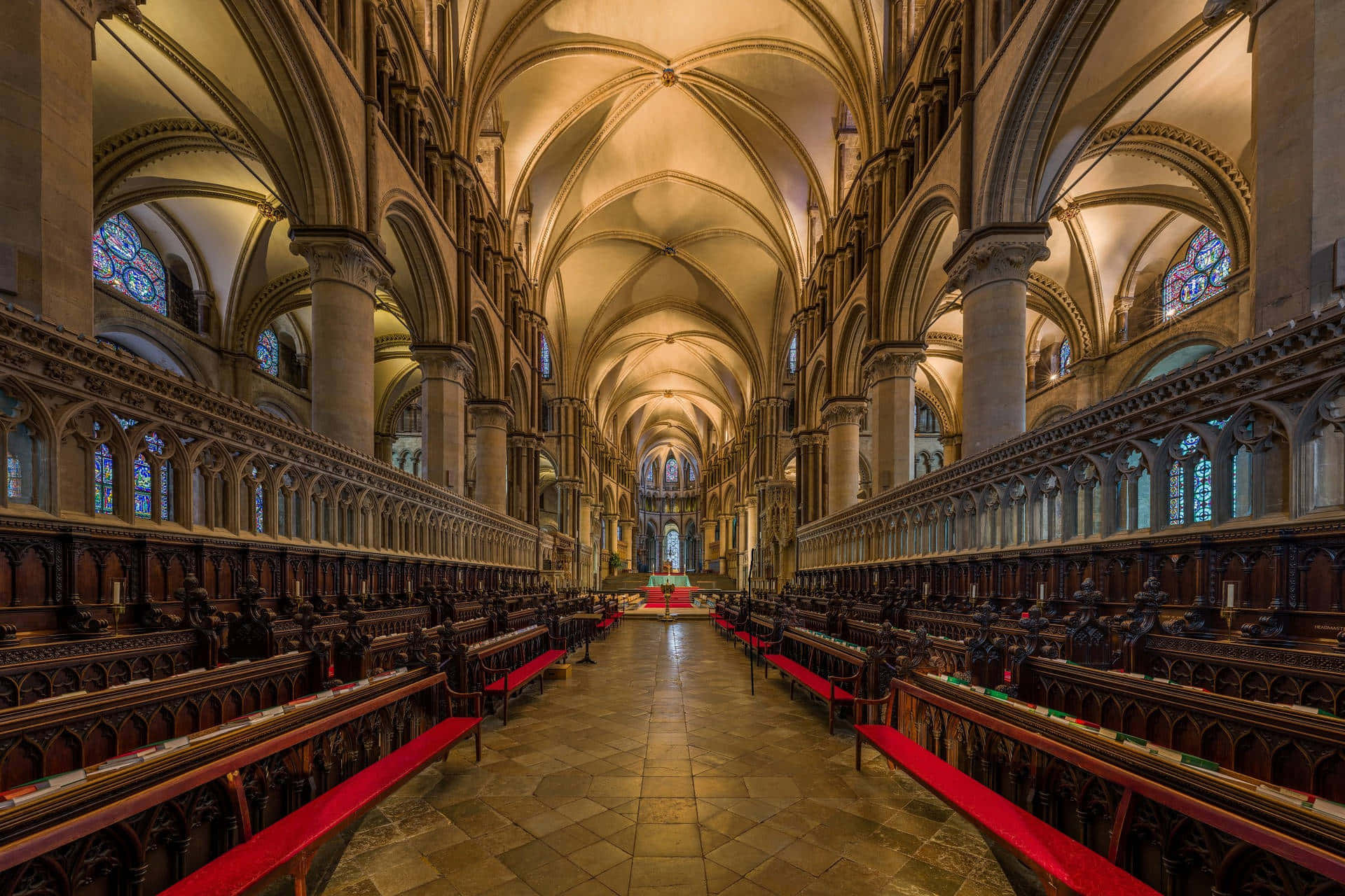 The Quire's Long Aisle At Canterbury Cathedral Background