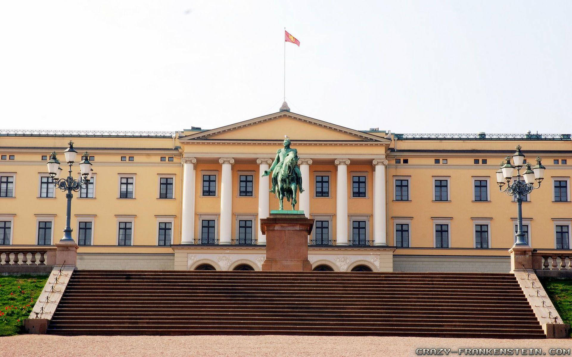 The Royal Palace At Twilight, Oslo Background