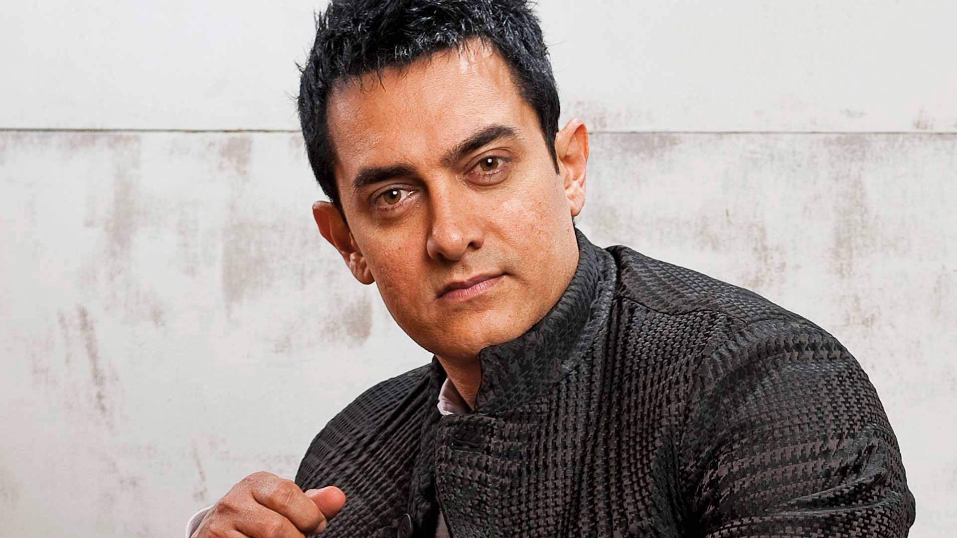 The Serious Aamir Khan Background