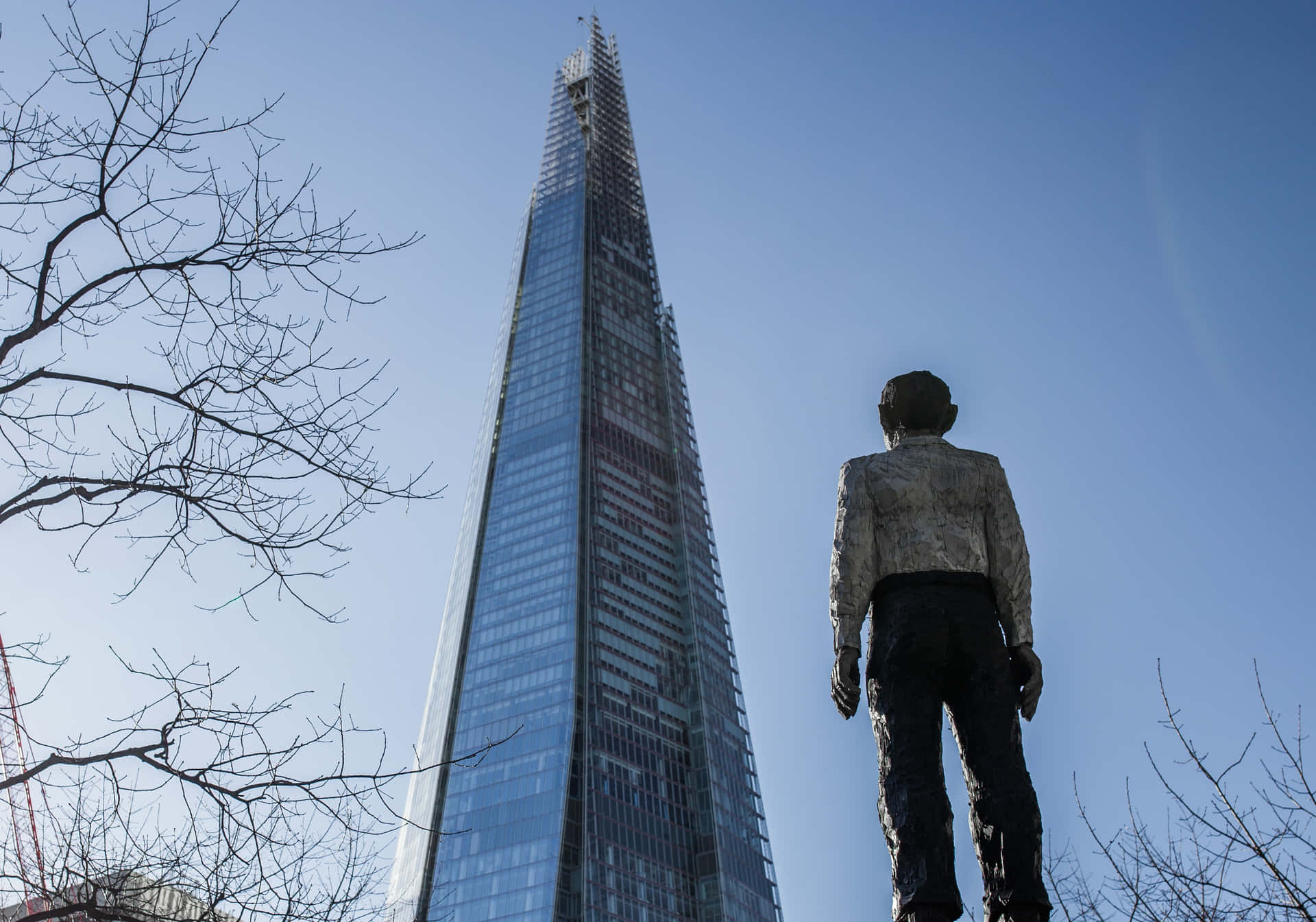 The Shard And Nearby Bronze Statue Background