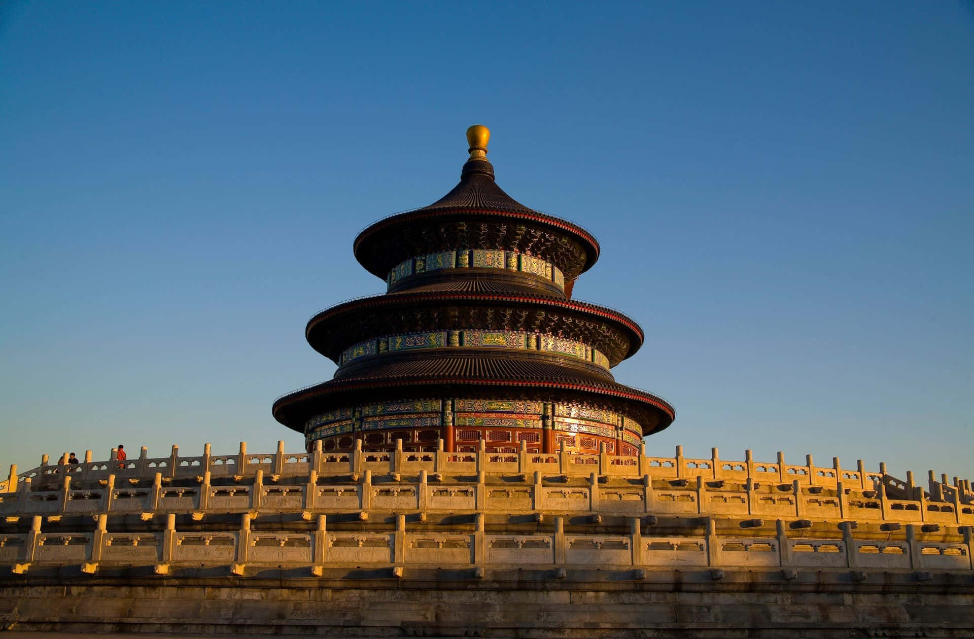 The Temple Of Heaven In An Afternoon