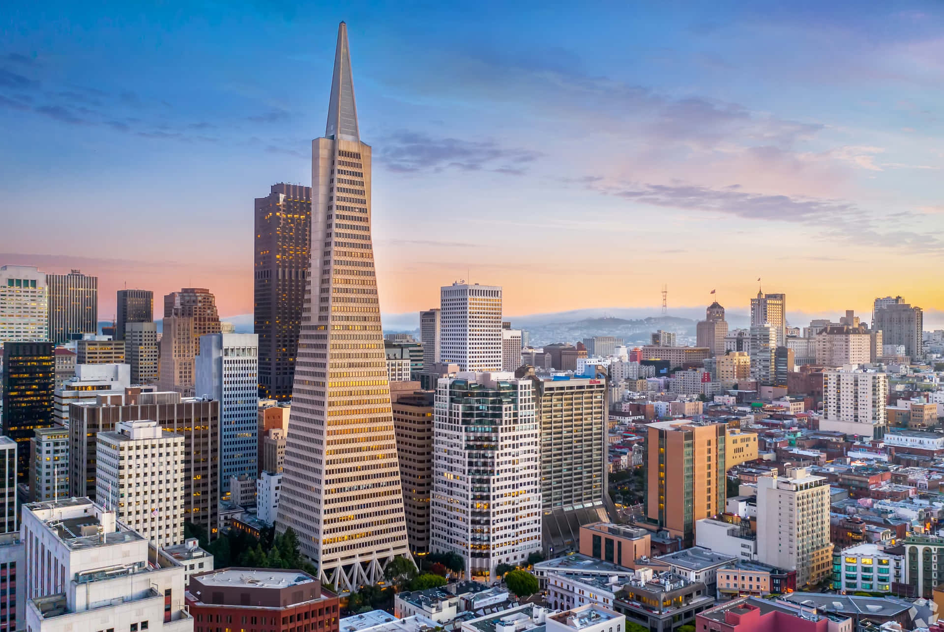 The Transamerica Pyramid's Beautiful Design