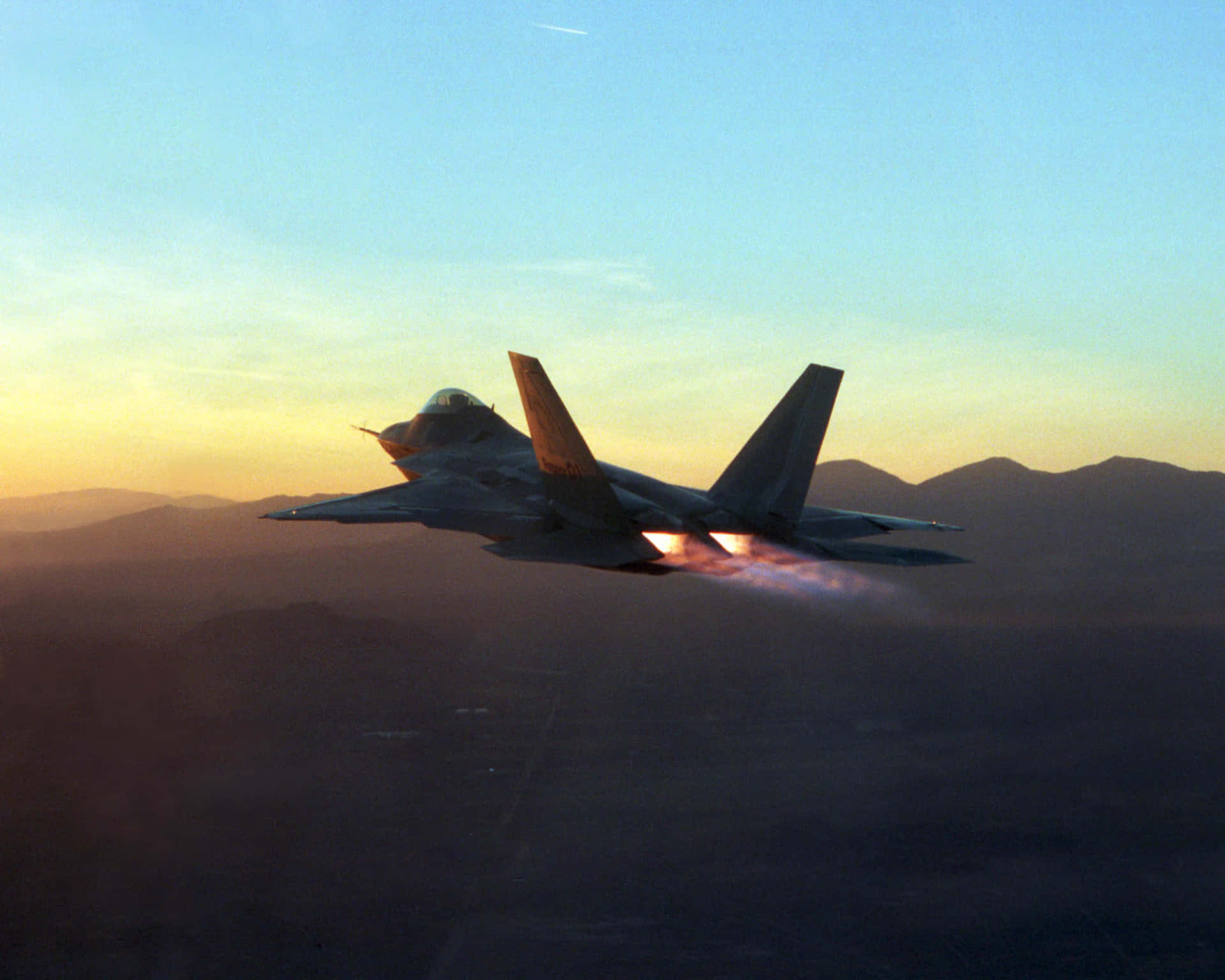 The Us Air Force's F-22 Raptor Fast Jet Background
