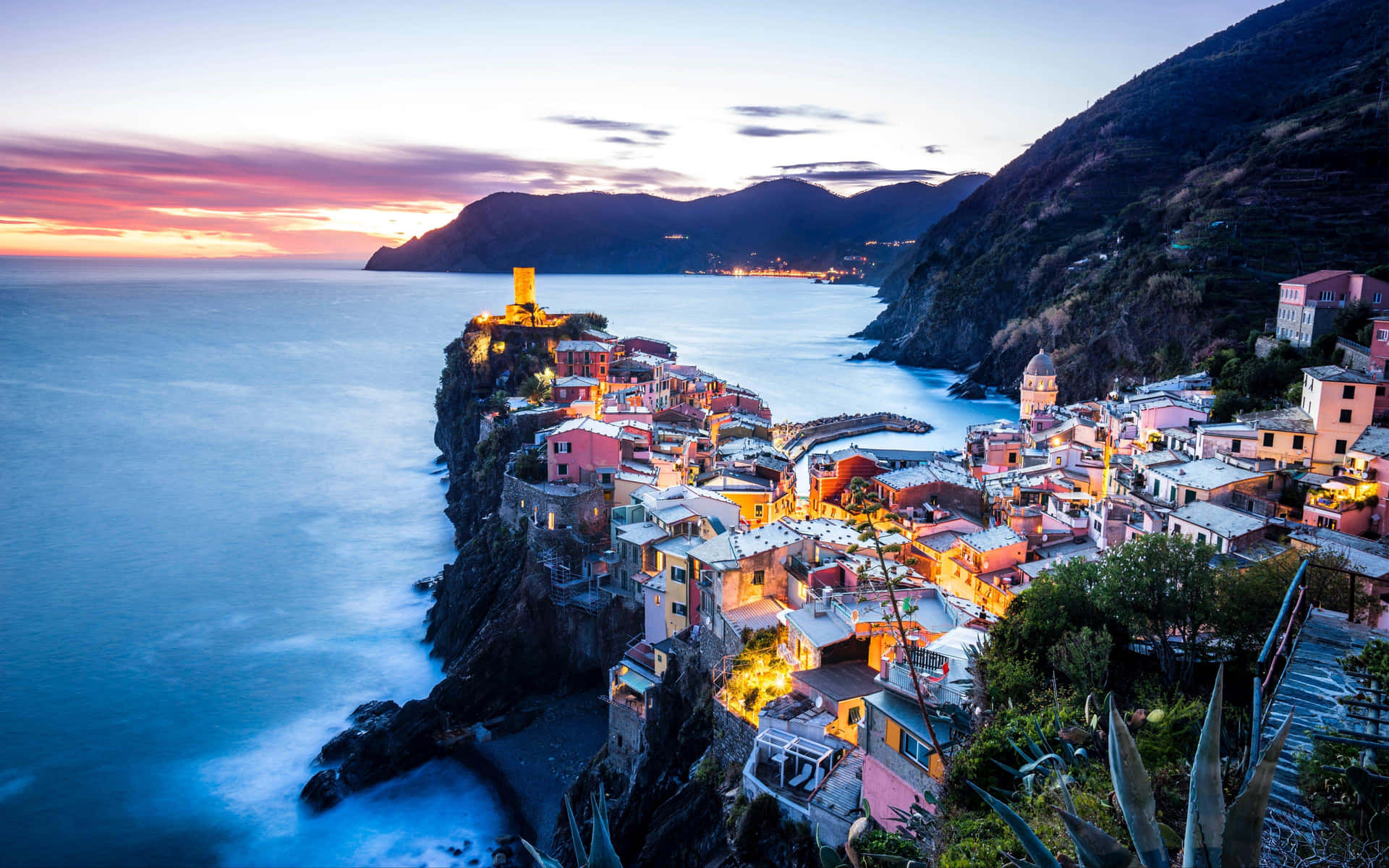 The Vernazza Coast Background