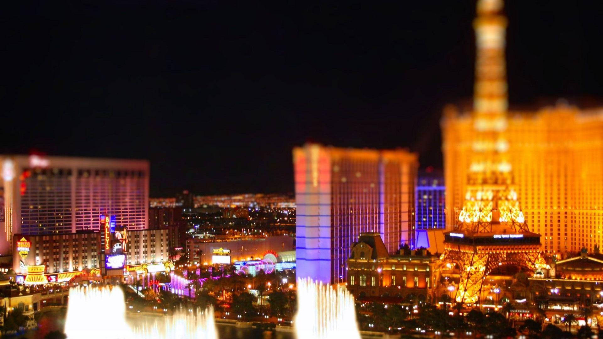 The Vibrant Nightlife Of Las Vegas Strip Background