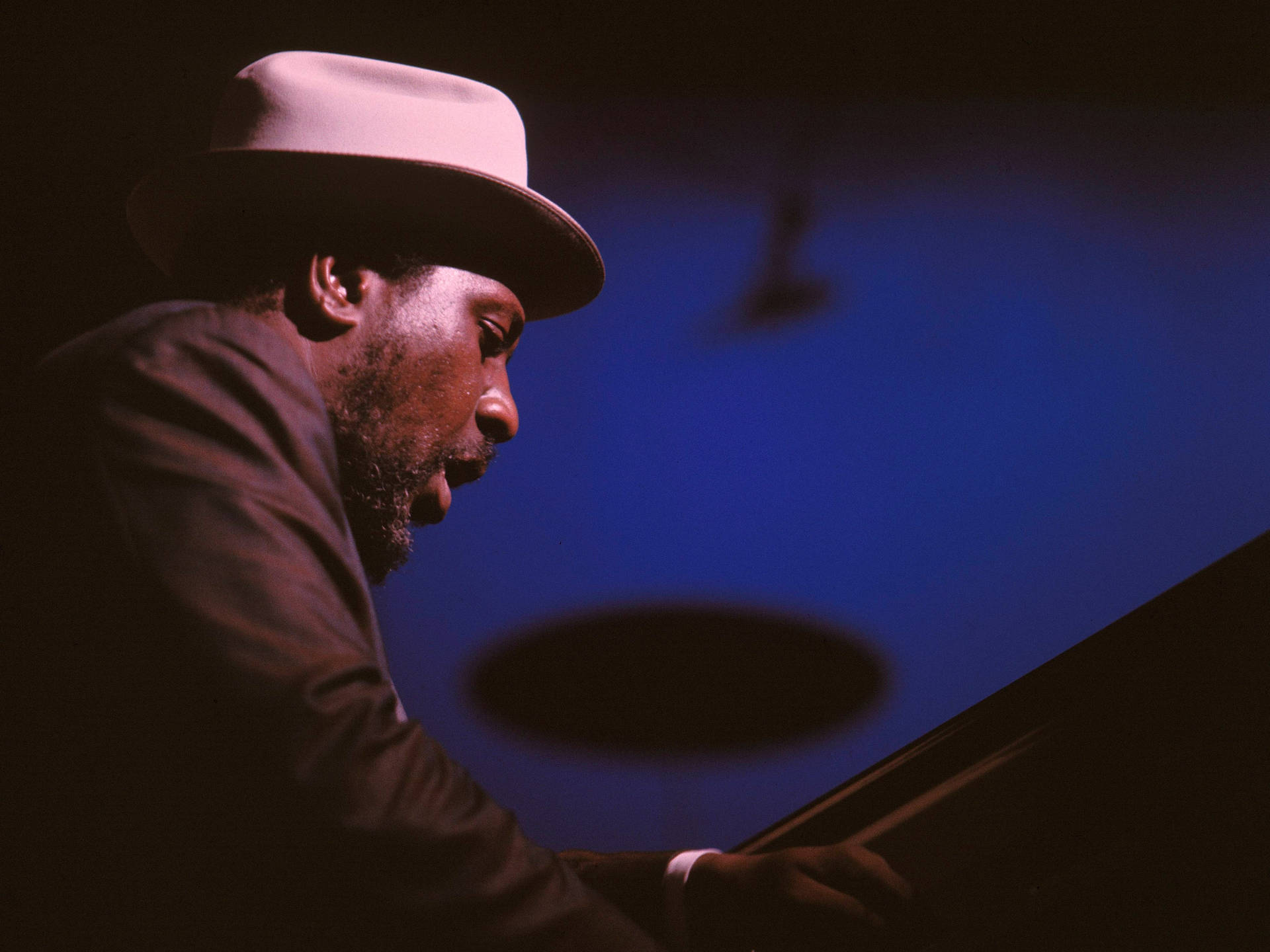 Thelonious Monk Singing Passionately Background