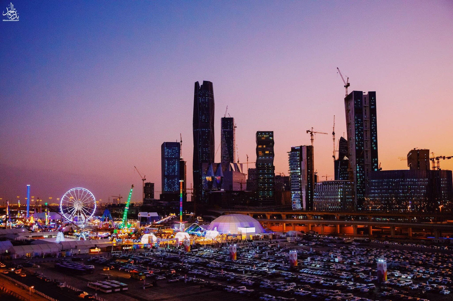 Theme Park In Riyadh Background