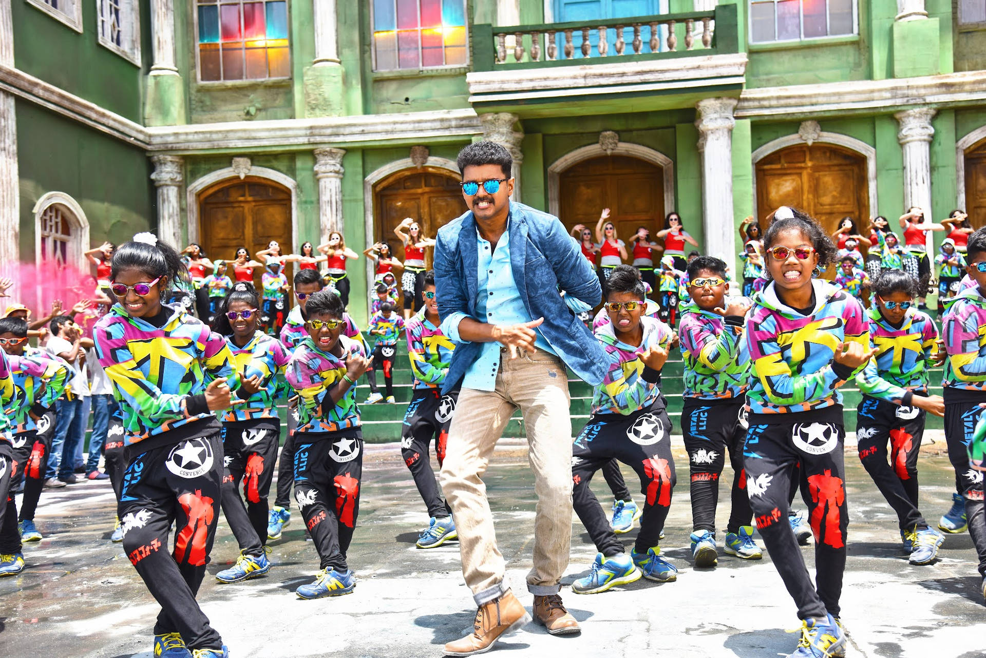 Theri Movie Vijay Dancing