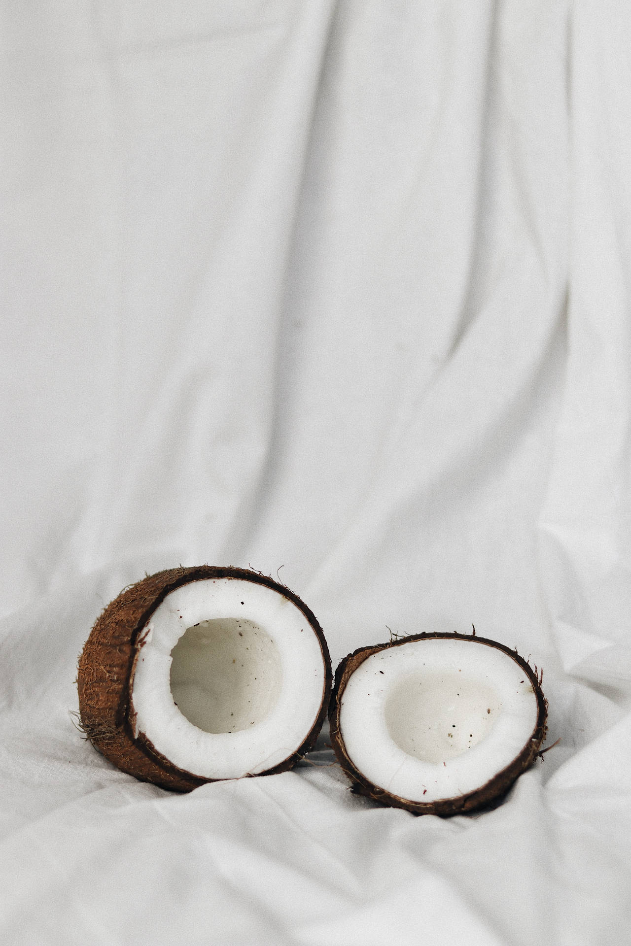 Thick And Meaty Coconut Fruit Slices Background