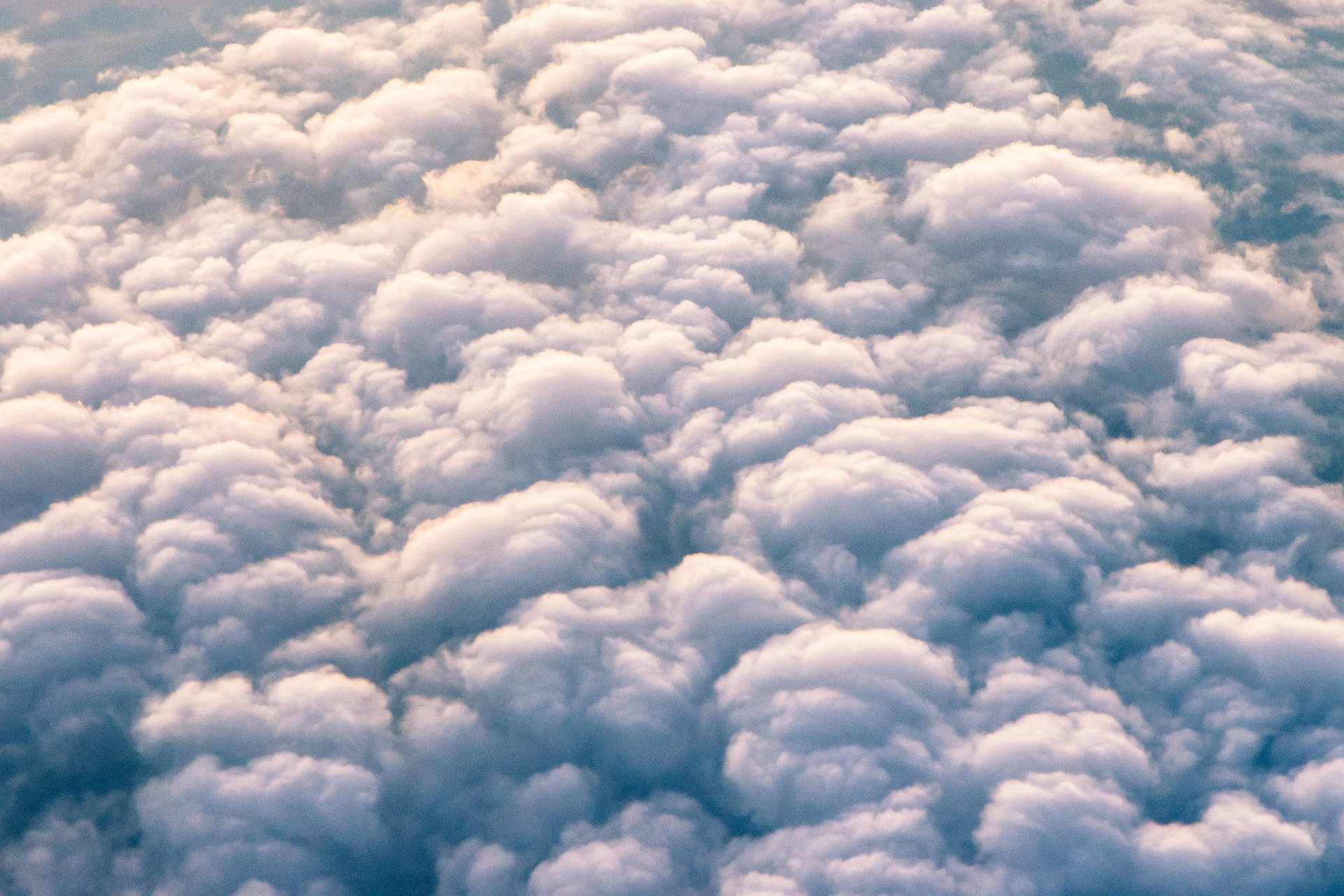 Thick Fluffy Cloud Background Background