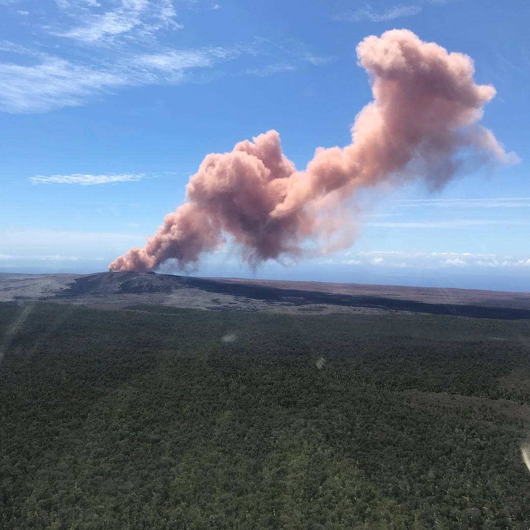 Thick Smoke From Kilauea Volcano