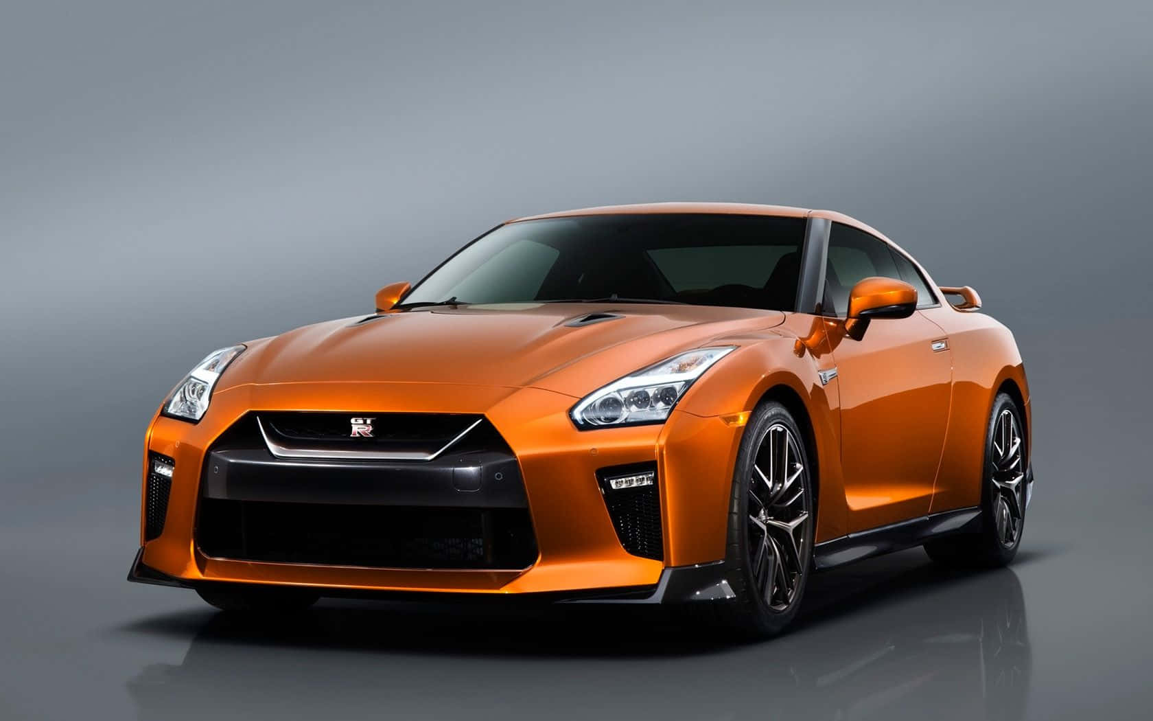 This Cool Gtr Will Make You Feel Like A Formula One Driver Background