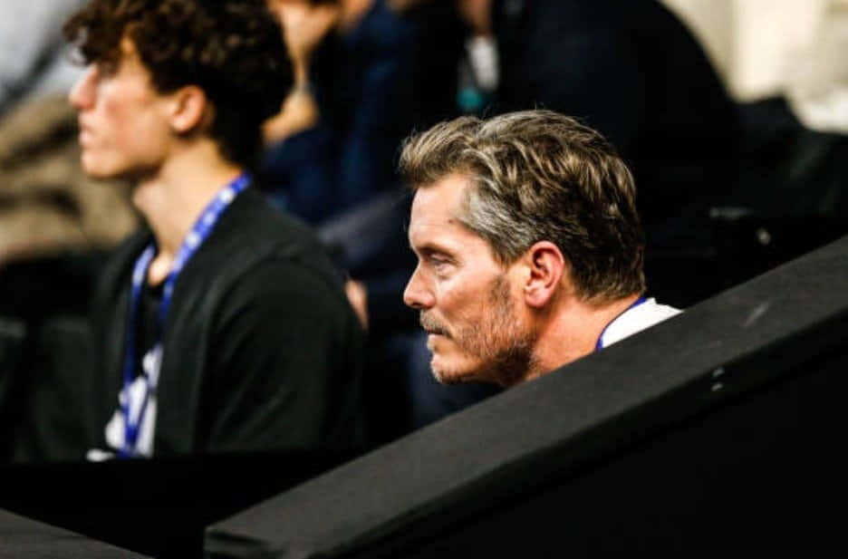 Thomas Enqvist Watching Side View