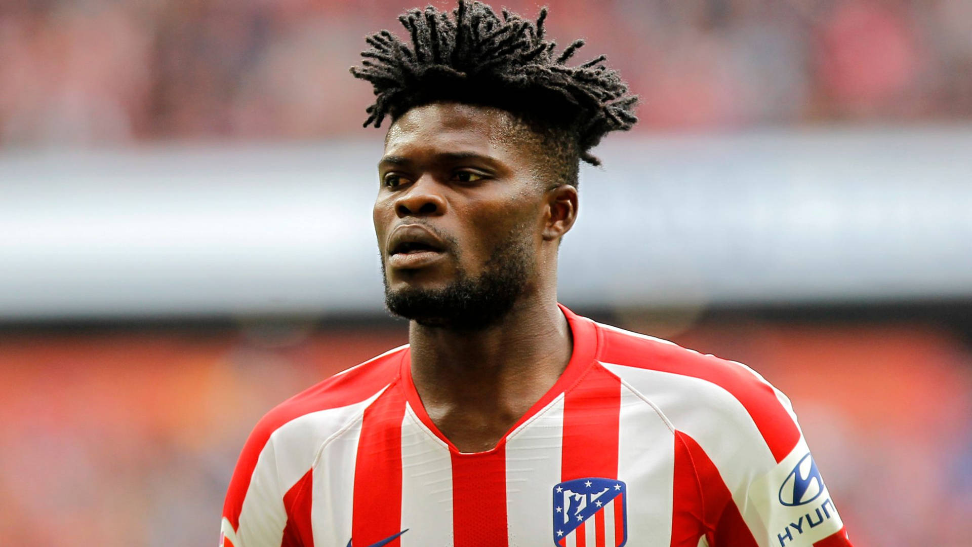 Thomas Partey Looking To The Left