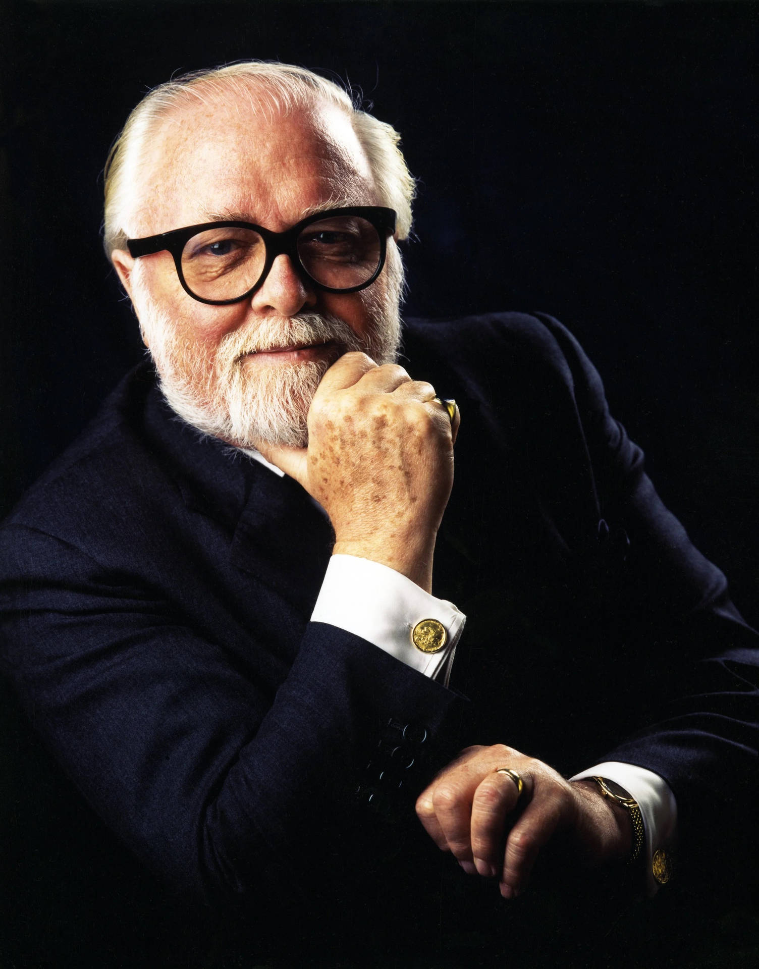 Thoughtful Richard Attenborough Posing With Thumb On Chin