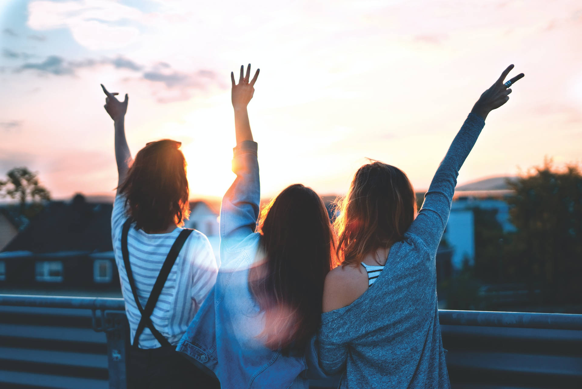 Three Back Shot Teenage Girls Photography Background