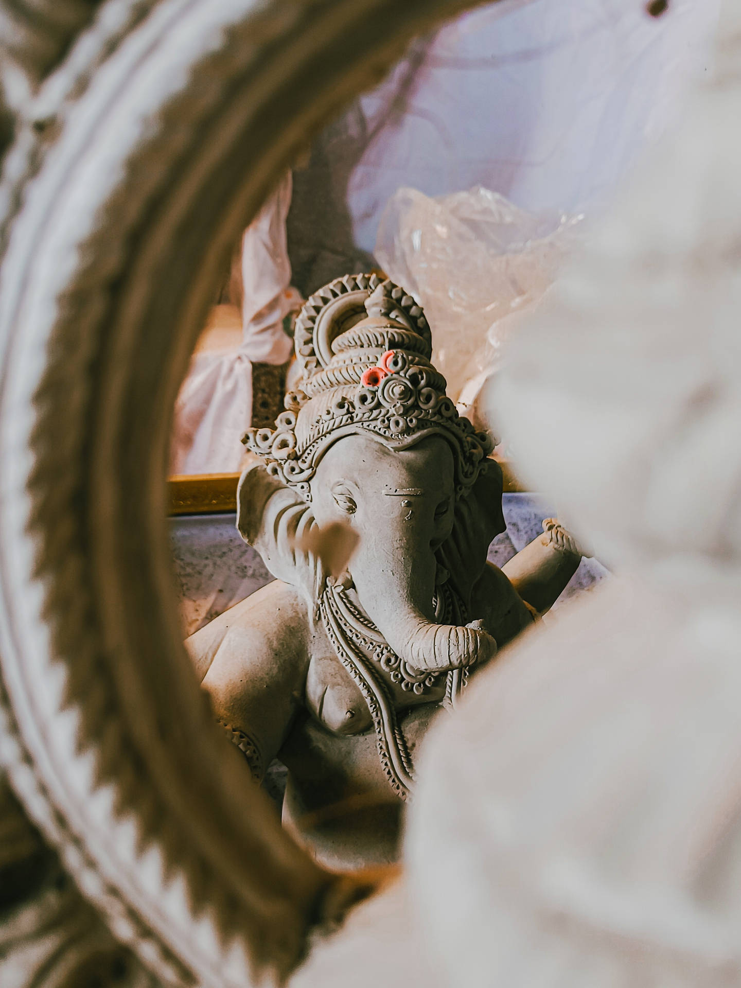 Through A Frame Ganesh 4k