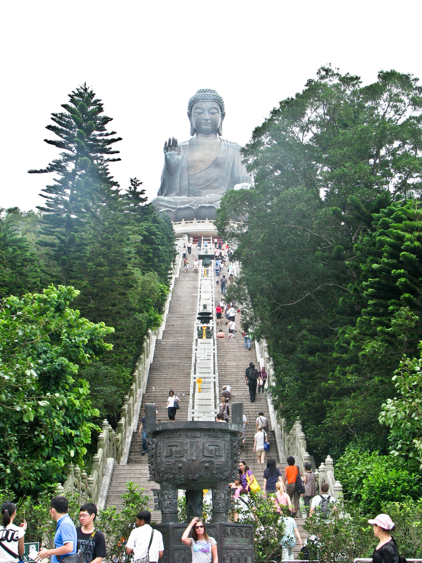 Tian Tan Buddha Background